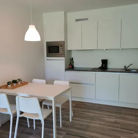 West Bay Apartmán *