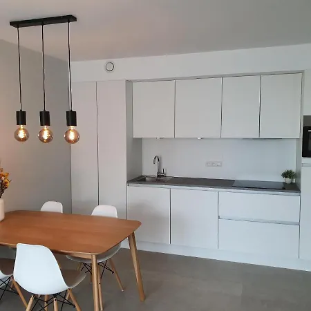 West Bay Apartmán *