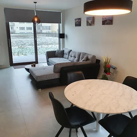 West Bay Apartmán *